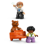 10443 - Duplo - First Time at the Airport