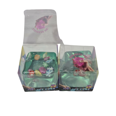 Squeeze Ice Cube Clear With Shells